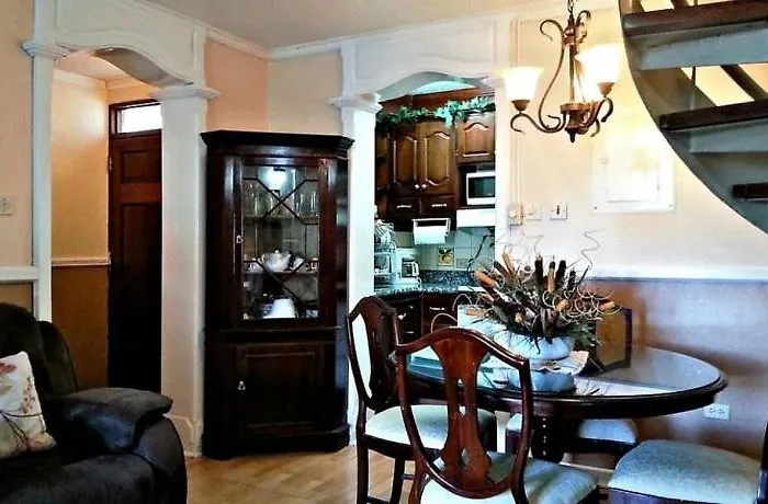 Private 2 Bedroom Beachfront Penthouse Ocho Rios, Jamaica Apartamento