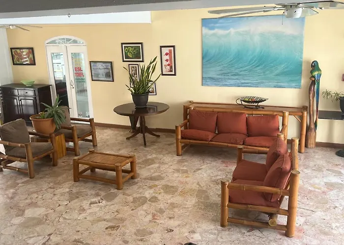 Private 2 Bedroom Beachfront Penthouse Ocho Rios, Jamaica Apartamento Ocho Ríos